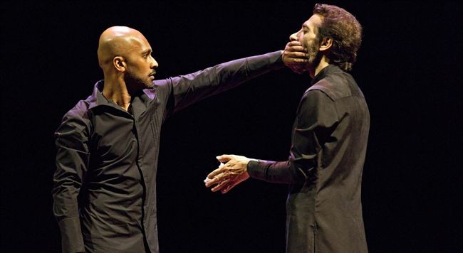 TOROBAKA Foto MERCAT DE LES FLORS _ JEAN LOUIS FERNANDEZ