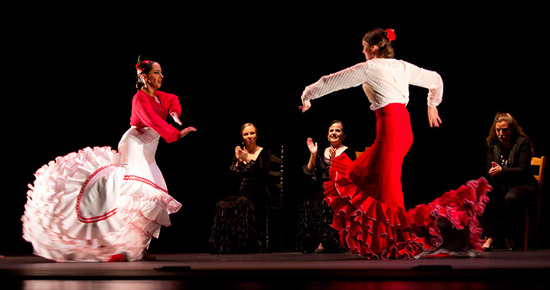 Fotografía publicada en la revista on-line DEFLAMENCO.COM con motivo de la actuación de Belén Maya con LOS INVITADOS en el Festival de Flamenco de Nimes en Enero 2015. 